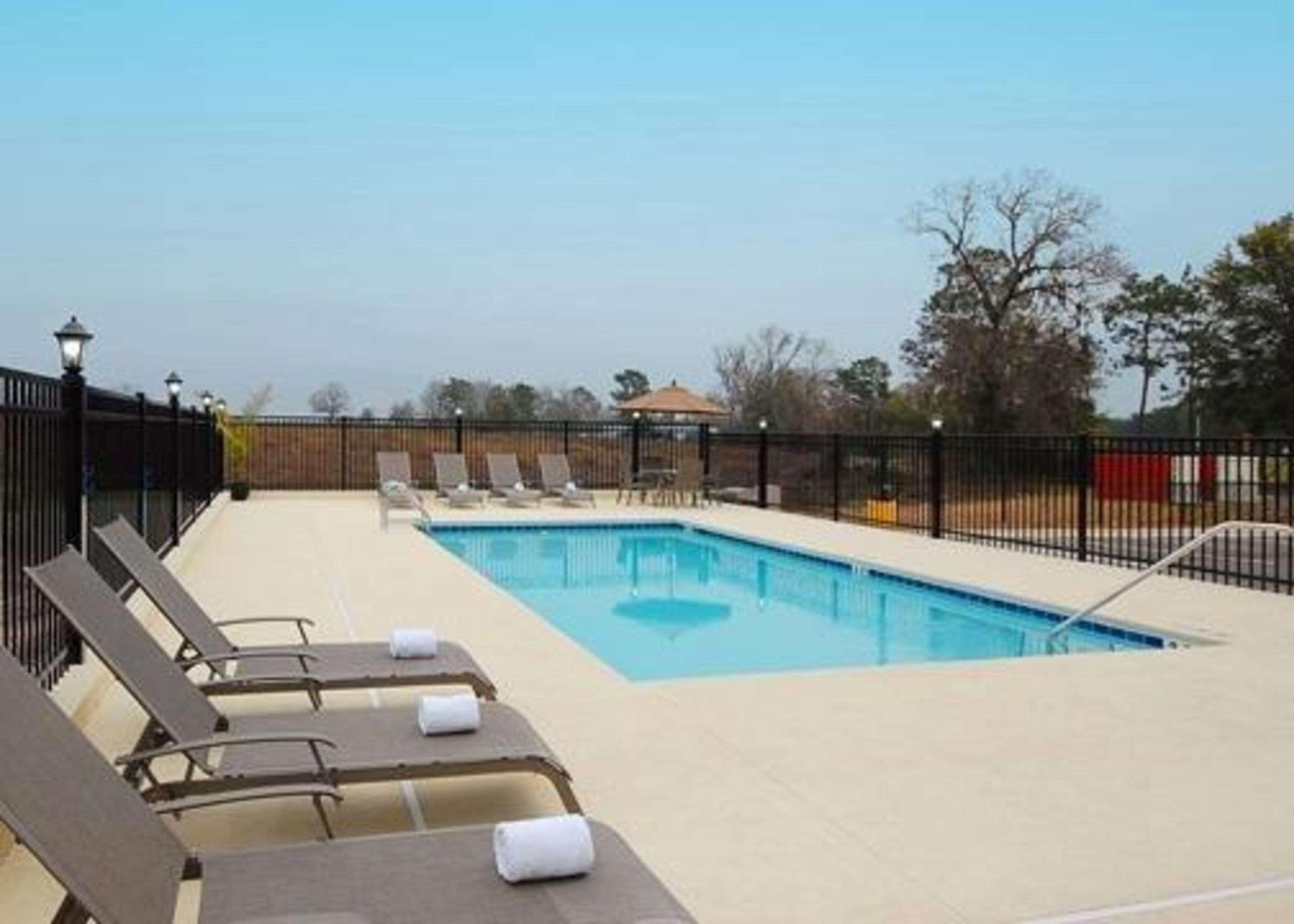 Comfort Inn & Suites Midway - Tallahassee West Extérieur photo