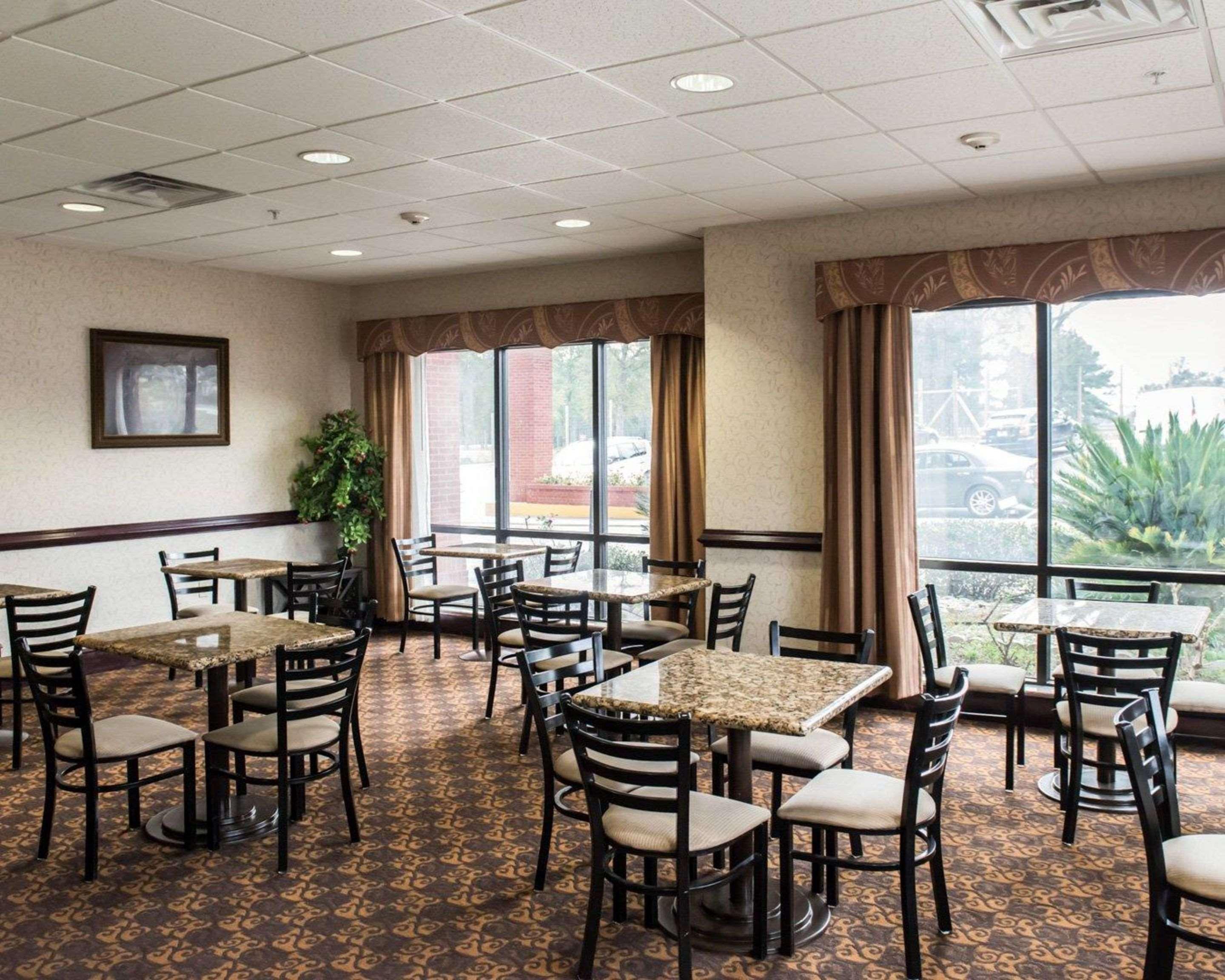 Comfort Inn & Suites Midway - Tallahassee West Extérieur photo