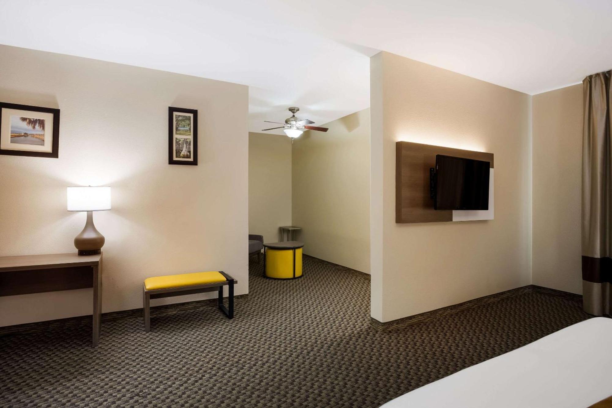 Comfort Inn & Suites Midway - Tallahassee West Extérieur photo